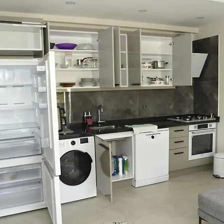 Apartment Selinti Luxury